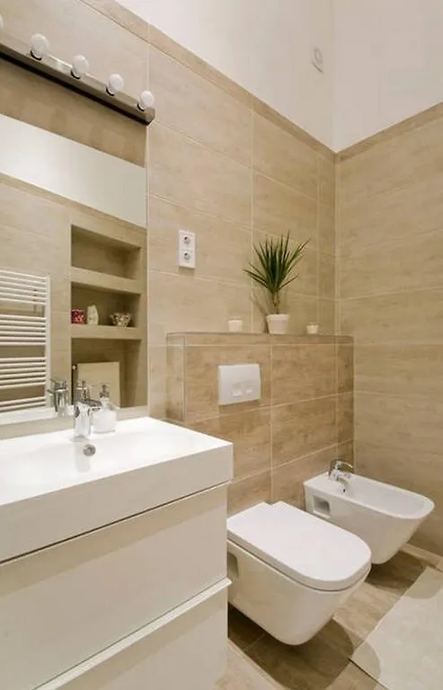 Elizabeth Boulevard Apartment Будапешт